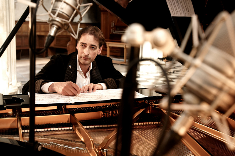 Alistair McGowans Introductions to Classical Piano at  Besbrode Pianos April 7th 2019